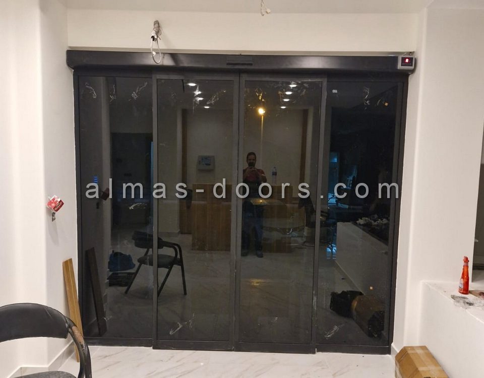 نصب درب اتوماتیک اسلایدینگ در شرکت دارویی البرز