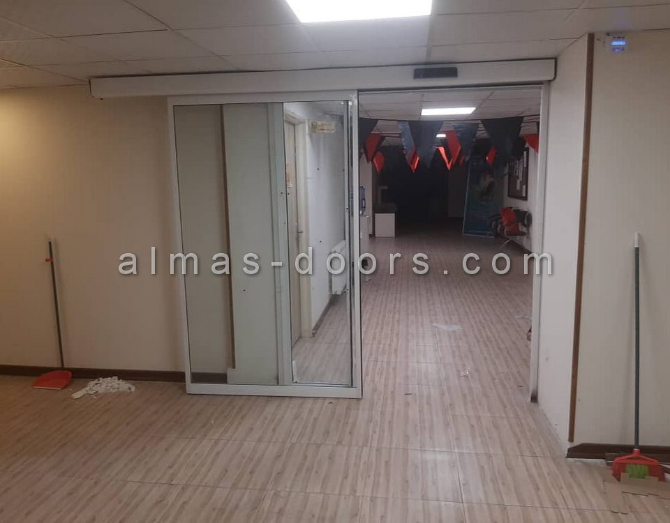 نصب درب اتوماتیک لمینت تک لنگه در اداره بهزیستی کرج